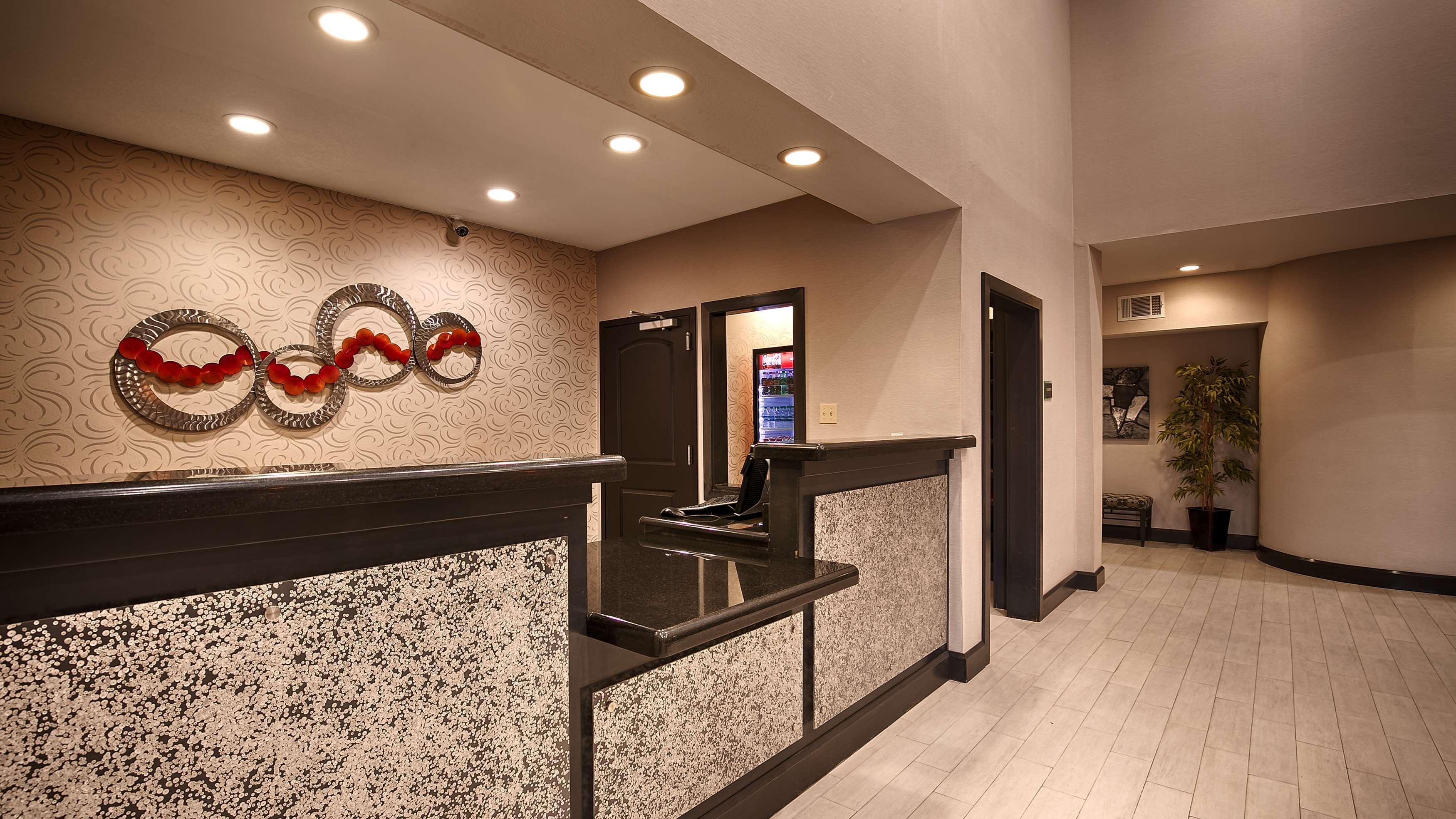 Best Western Huntsville Exterior photo