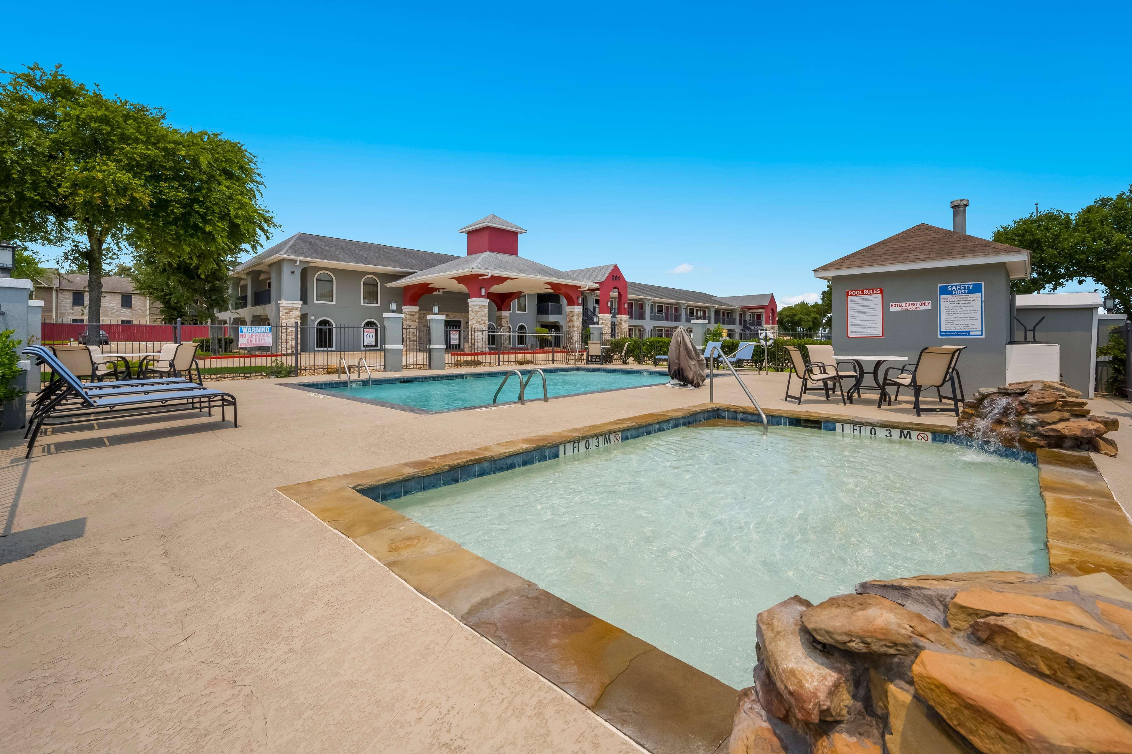 Best Western Huntsville Exterior photo