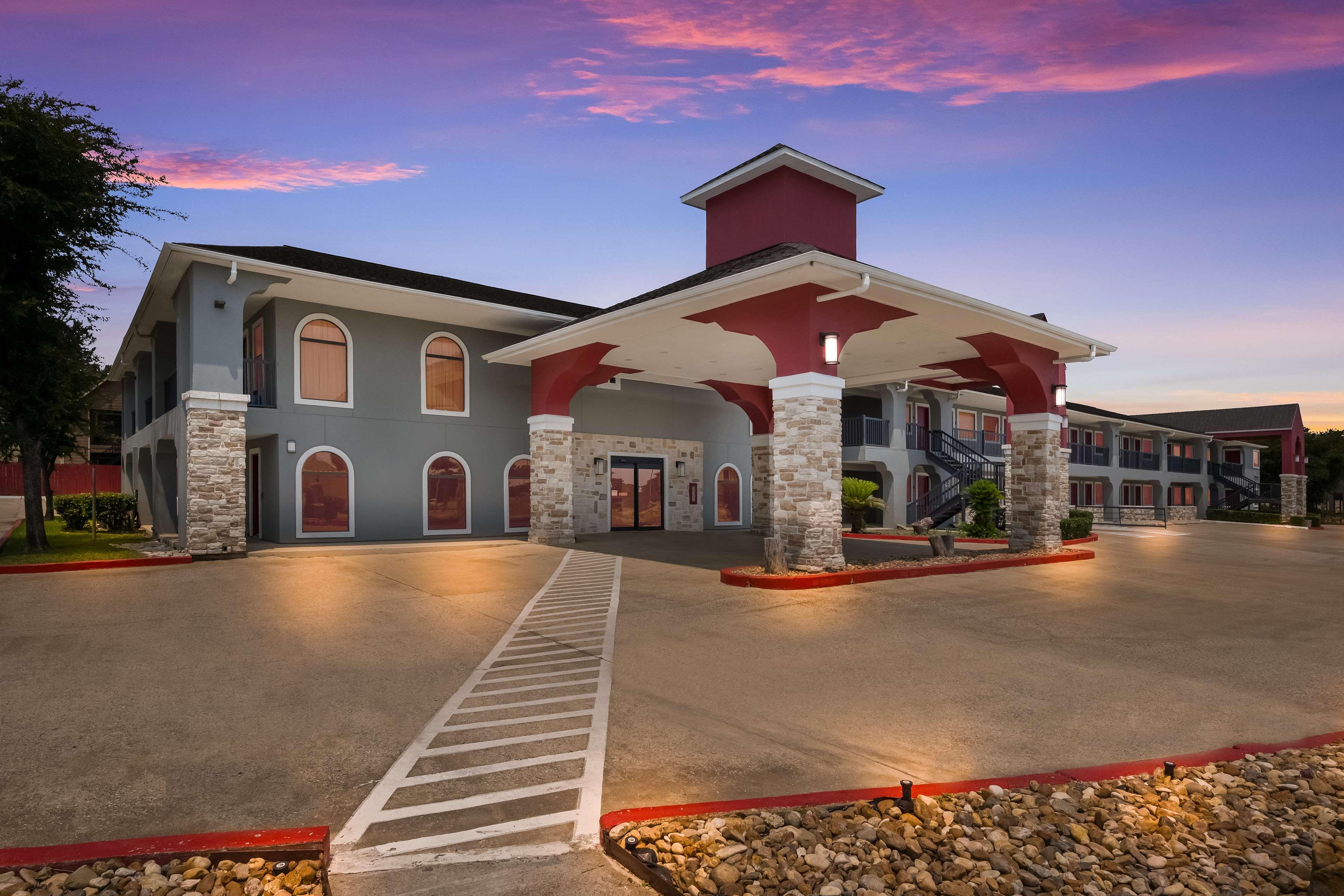 Best Western Huntsville Exterior photo